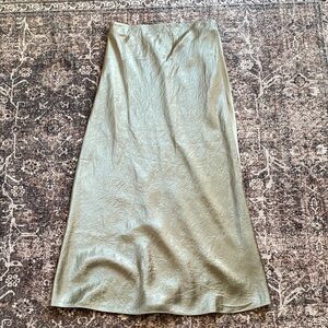 Aritzia Babaton Satin Maxi Skirt